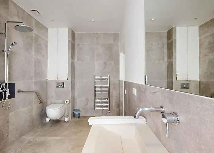 152 Sylvie - Superbe A Apartment