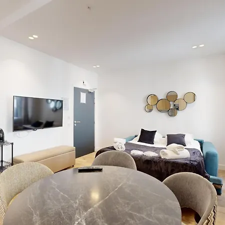 152 Sylvie - Superbe A